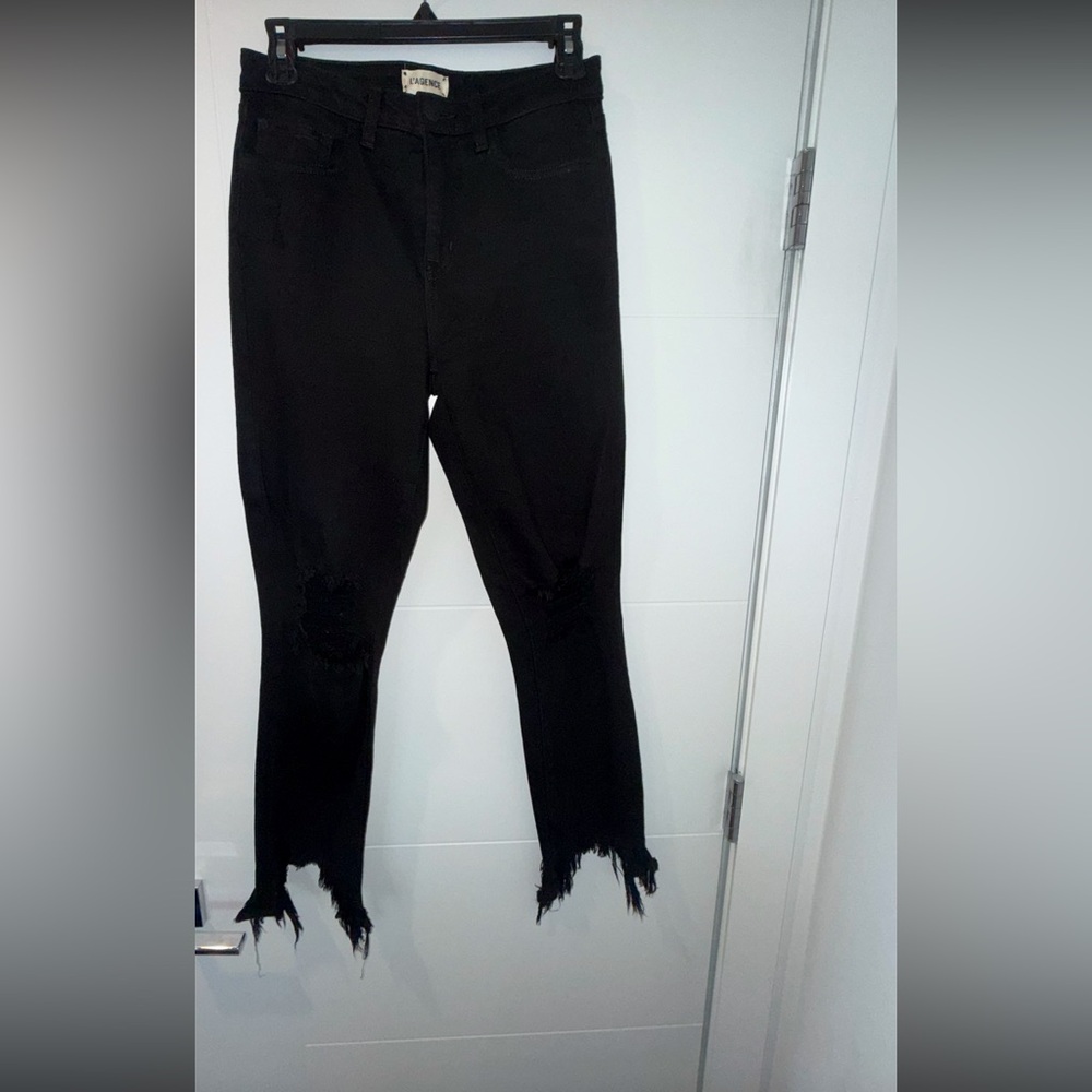 L’AGENCE women’s distressed frayed hem black jeans. Size 26.